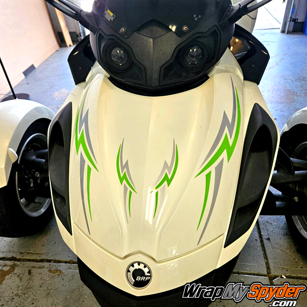 Can-am-Spyder-2-color-graphics-kit-lightning-41-Lime green - Silver metallic