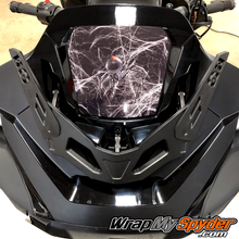 2020+-Spyder-RT-Windshield-Plate-logo-Black-Widow-over-web