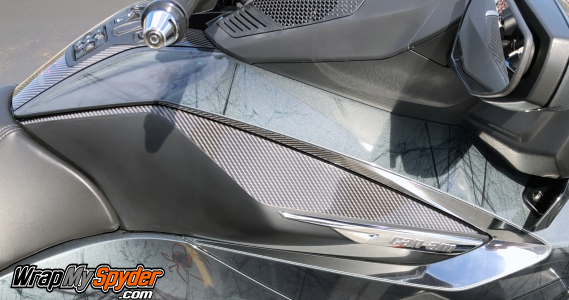 2020-BRP-Can-am-Spyder-RT--RT-Limited-gloss-carbon-fiber--knee-panel
