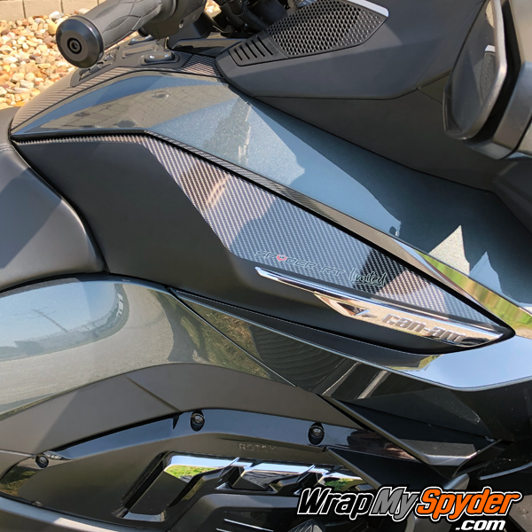 2020+-BRP-Can-am-Spyder-RT-Switch-Panel-Gloss-Carbon-fiber-with-Spyder-RT-Limited-text