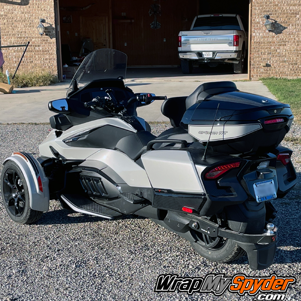2020+-Can-am-Spyder-RT-Limited-Top-Case-Side-Stripe-in-Chalk-color