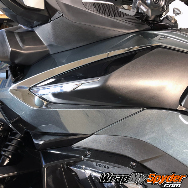2020 BRP Can-am Spyder RT Boomerang side panel insert chrome