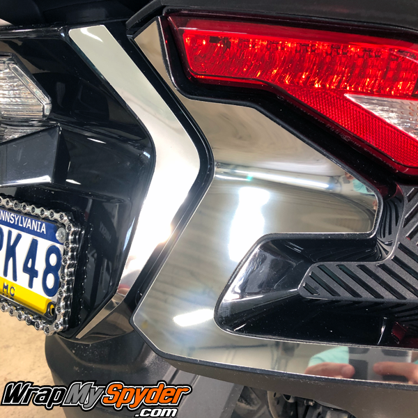 2020+-Spyder-RT-Chrome-License-plate-insert