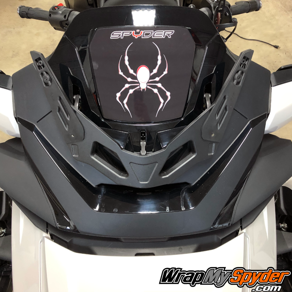 2020-Spyder-RT-Windshield-Plate-logo-Bellerdine-White-Red