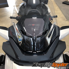 2020-Spyder-RT-Windshield-Plate-logo-Spyder-RT-Limited