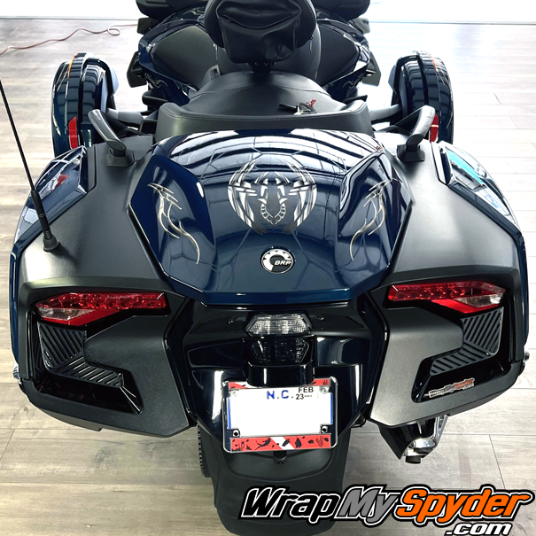BRP-Can-am-Spyder-RT-Petrol-Blue-with-Barbwire-Lightning-Gray-tone-Reflective-graphcis-kit-and-Boren-spider-gray-tones-medium-on-rear-cover