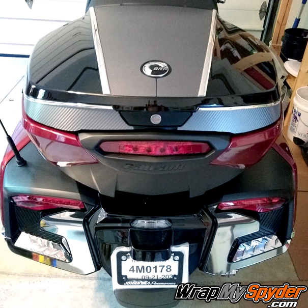 BRP-Can-am-Spyder-Top-Case-Handle-Insert-kit--Carbon-Fiber-Textured-Charcoal