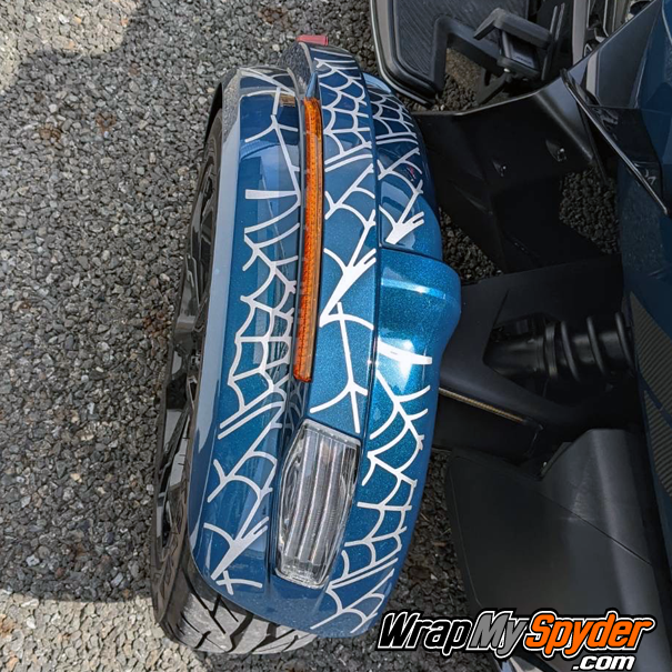 BRP-Can-am-Spyder--fender-webs-graphics-for-2019+-Can-am-Spyder-front-fenders-in-Silver-Metalllic