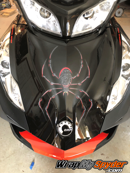 Dress up your Spyder with our Bellerdine spider Black-Red created for all models of Can-am Spyders