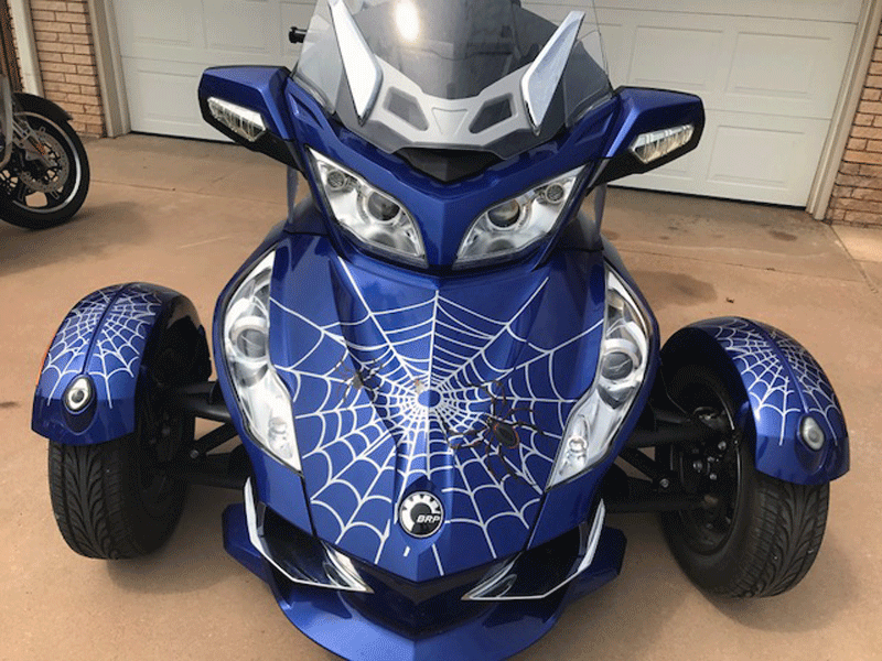 Bellerdine-Web- kit with classic fender