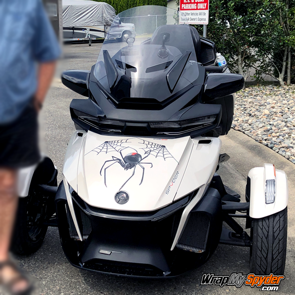 Black-Widow-Crawler-decal-kit-on-2020-Spyder-RT