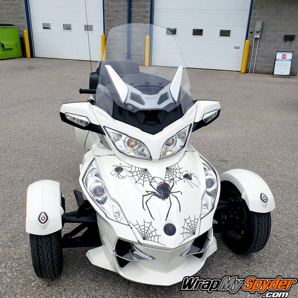 Black-Widow-Crawler Can-am Spyder graphics kit