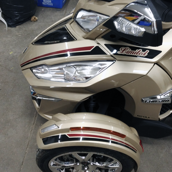 RT Break-Stripe-Black-Burgundy with Limited text