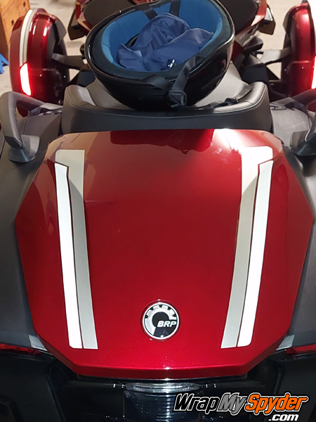 Break-Stripe-Edge-Can-am-Spyder-RT-rear-cover