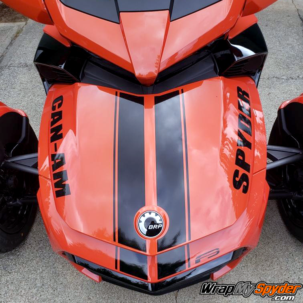 Can-Am- optional Frunk-text-with-GT-racing-stripes