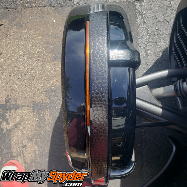 Can-am-Spyder-2019+-Fender-Tops-kit-Alligator-Skin
