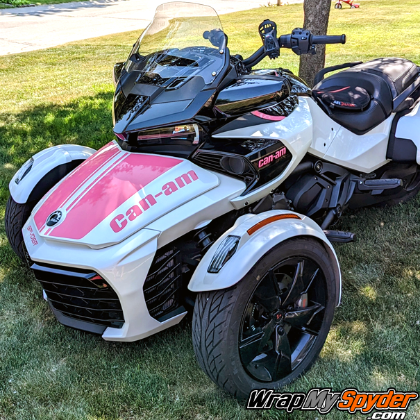 Can-am-Spyder-F3-Hot-Pink-racing-strieps-Daytona,-Can-am-text,-spyder-text,-boomerang