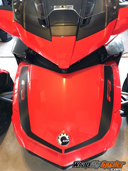 Can-am-Spyder-F3-Le-Blanc-racing-stripe-in-textured-carbon-fiber-Black