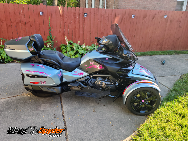 Can-am-Spyder-F3-Limited-Freedom-Wings-graphics-kit-Pink-Fade