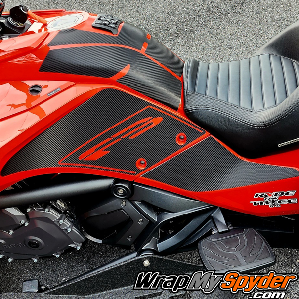 Can-am-Spyder-F3-Limited-Textured-Carbon-Fiber-Black-Knee-Panels-and-Extended-Tank-Protection-with-Radio-Control