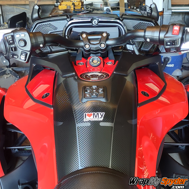 2020+ Can-am-Spyder-F3-Limited---Touring-Extended-tank-protection with radio controls