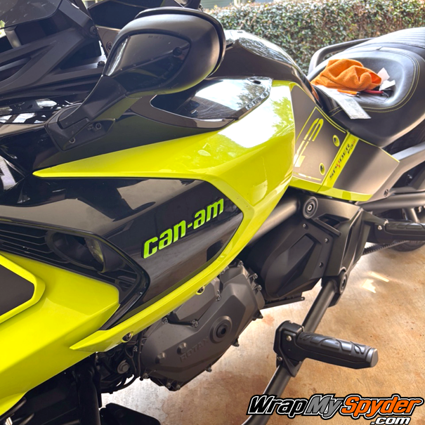 Can-am-Spyder-F3-Side-Panel-Text-Lime-Green-Vinyl-Color-mounted-on-Manta-Green-Spyder-F3