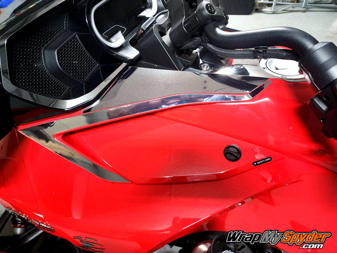 Can-am-Spyder-F3-Touring---Limited-Boomerang-and-Console-inserts-PVC-Chrome-ridged-peel-and-stick-3M-attachment