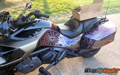 Can-am-Spyder-F3-Touring-Reverse-Webs-pre-cut--kit-in-chameleon-wrap