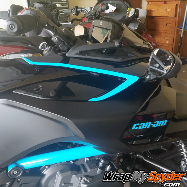 Can-am-Spyder-F3-side-panel-can-am-text-in-Olympic-Blue-to-match-the-frame-color