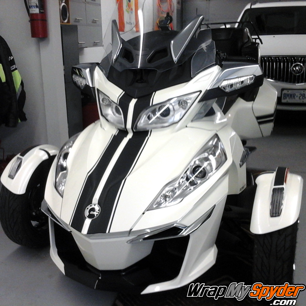 Can-am-Spyder-RT-GT-racing-stripes-matte-Black