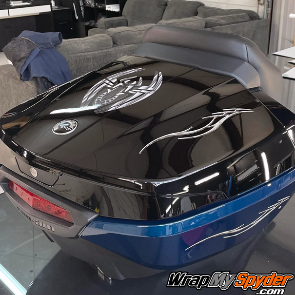 Can-am-Spyder-RT-Limited-Petrol-Blue--Barbwire-Lightning-Gray-tone-Reflective-graphcis-kit-and-Boren-spider-gray-tones-medium-on-rear-cover