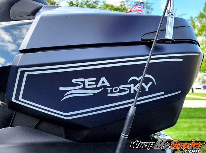 Can-am-Spyder-RT-Sea-to-Sky-Top-Case-side-stripe-in-Silver-metallic