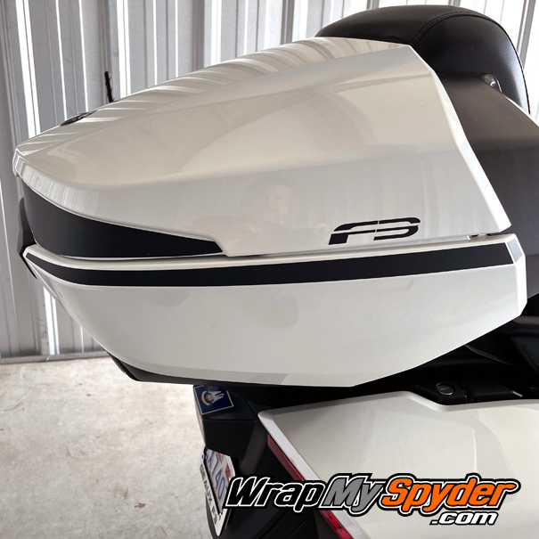 Can-am-Spyder-Top-Case-handle-inserts-with-top-case-side-bar-insert-in-matte-black