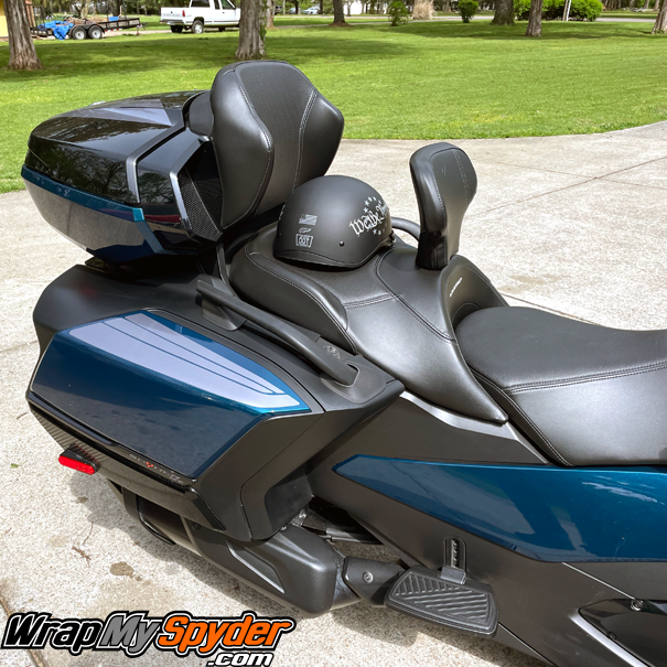 Can-am-Spyder-Tri-Wing-Saddlebag-racing-stripe-2020--2024--year-RT-models-Charcoal-metallic