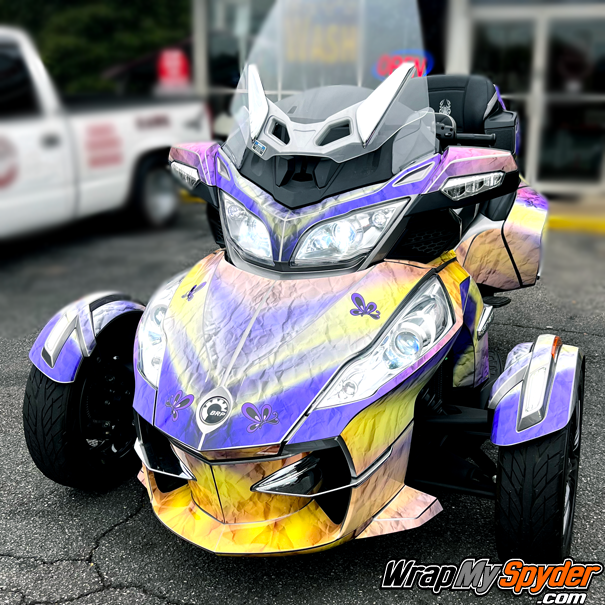 Can-am-Spyder-bike-wrap-full-body-Pre-cut-Paper-Wave-wrap-kit-mounted-on-Spyder-RT