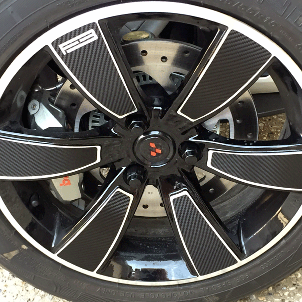 F3-Block wheel kit-textured-carbon-fiber