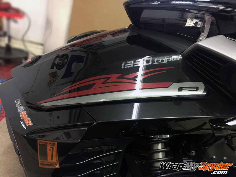 F3-Break-Stripe-frunk-side-burgundy-Charcoal