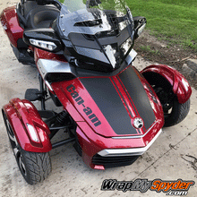 Can-am-text in textured carbon fiber along with our F3 Daytona racing stripe kit.