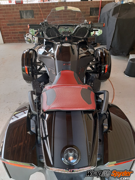 BRP Can-am Spyder F3 Touring - Limited-GT-Rear-Fender-Stripe-Textured-Carbon-Fiber-w-Dragon-Fire-emblem-covers