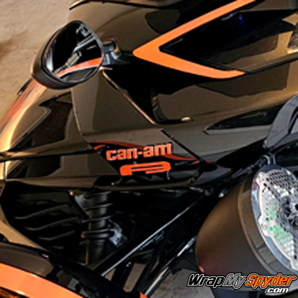 F3-logo-text-mounted-under-Can-am-logo-on-Spyder-F3-shown-with-Boomerang-kit