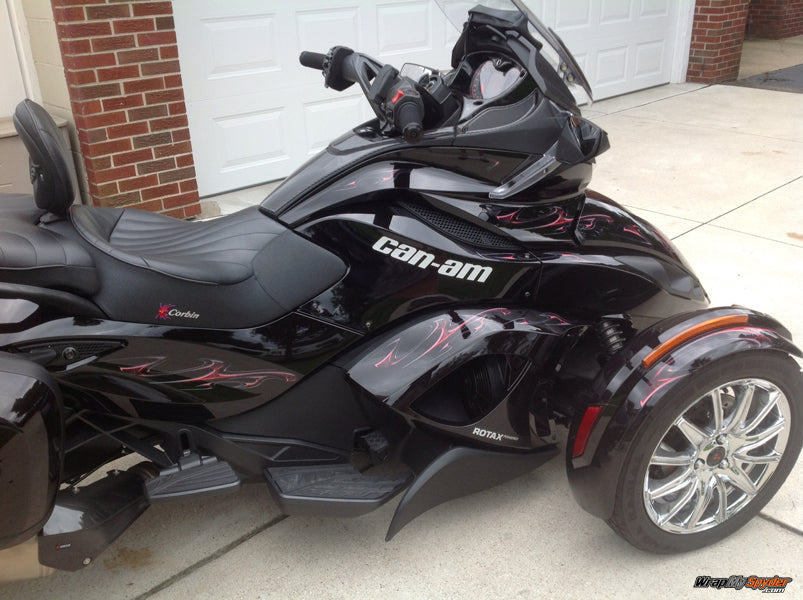 Ghost Red lightning graphics kit for can am spyder