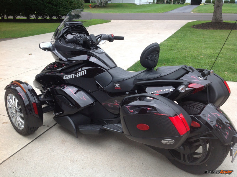 Ghost Red lightning mounted on can am Spyder ST
