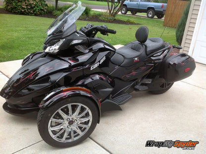 Ghost Red lightning mounted on Spyder ST