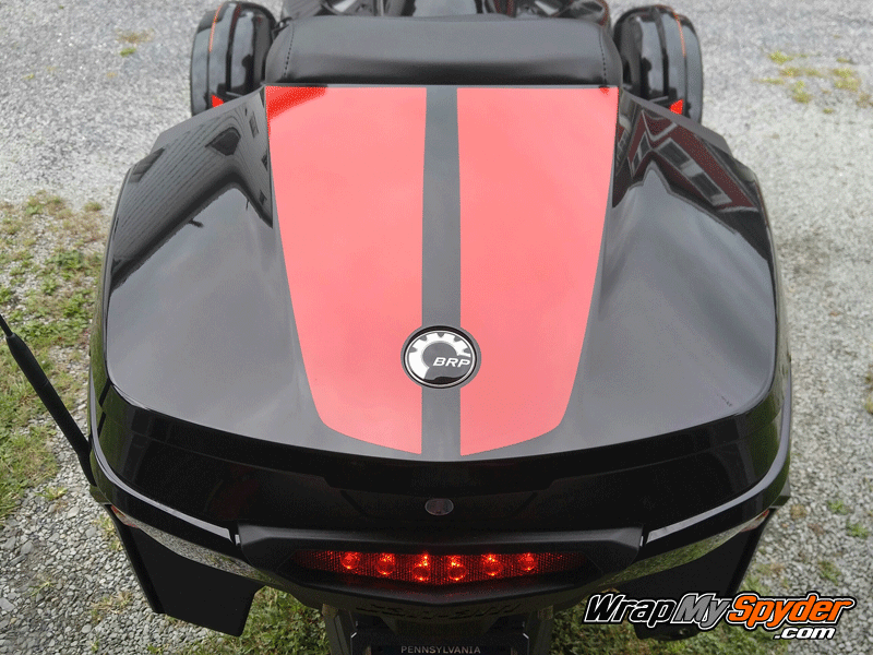 Match your Lemans frunk stripe on your top case with our F3 Lemans-Top-Case racing stripe.