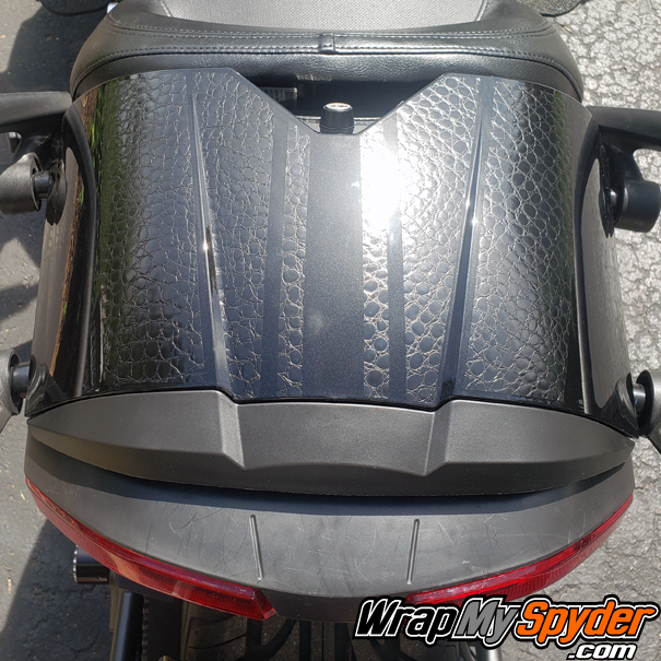 Mono-Seat-Cowl-Daytona-Style-Alligator-skin-for-Can-am-Spyder-F3