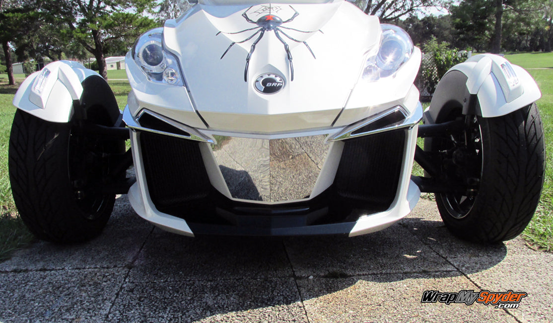 Chrome air dam insert for Spyder RT