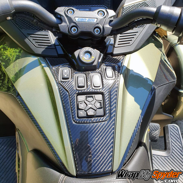 3D Real-Carbon-Fiber-Control-panel-and-Switch-panel-on-2020+-Spyder-RT
