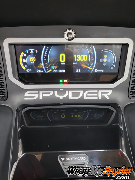 Silver-metallic-Spyder-text