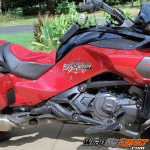 Conform Chrome emblem Spider web top & bottom