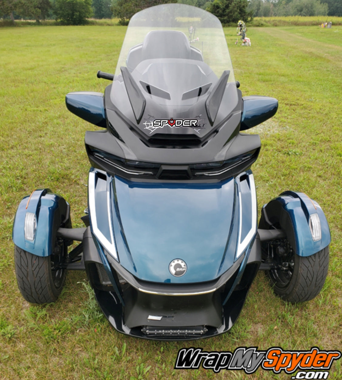 Conform Chrome Spider text with side webs